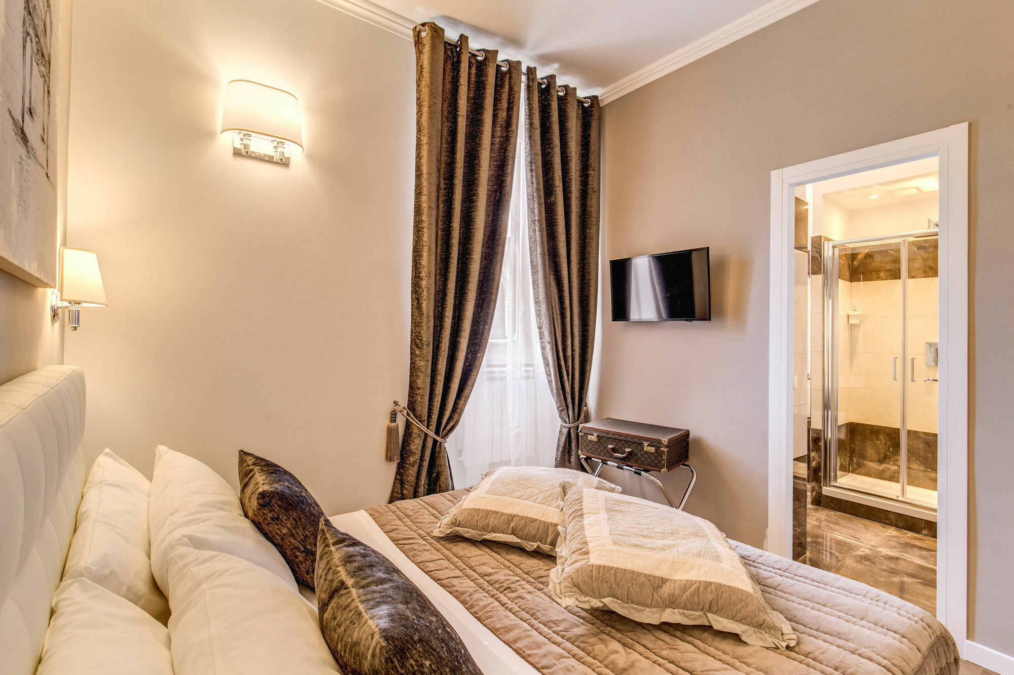 The Bridge Suites Rom Eksteriør billede