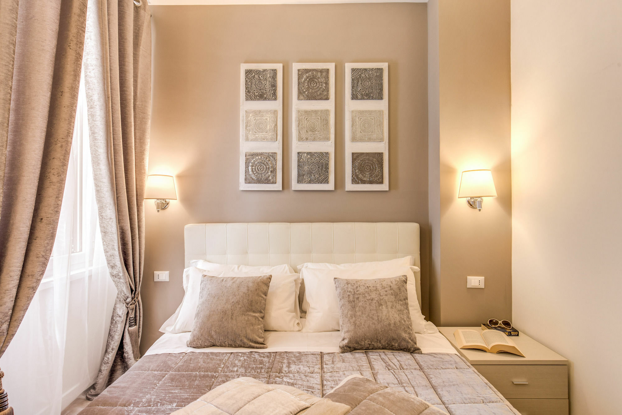 The Bridge Suites Rom Eksteriør billede
