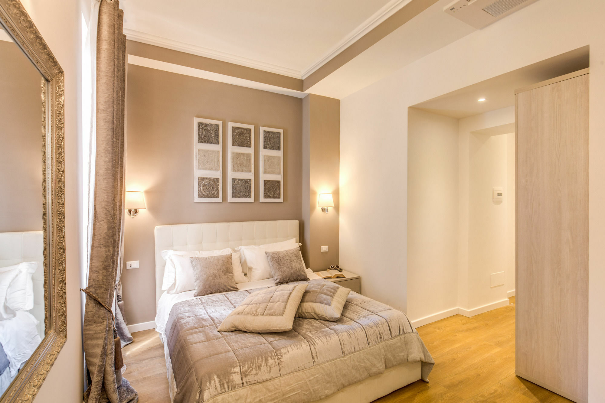 The Bridge Suites Rom Eksteriør billede